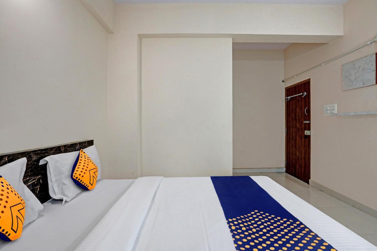Oyo Hotel C P Residency Mysore Exterior photo