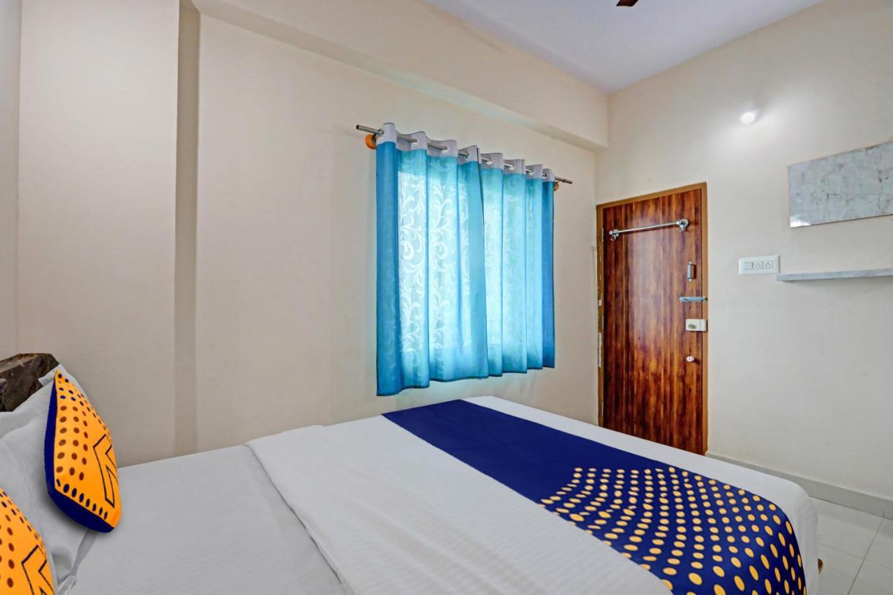 Oyo Hotel C P Residency Mysore Exterior photo
