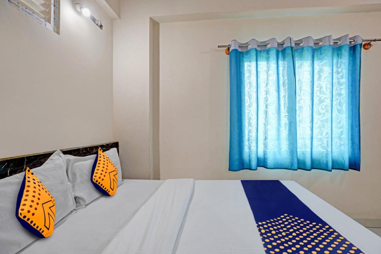 Oyo Hotel C P Residency Mysore Exterior photo